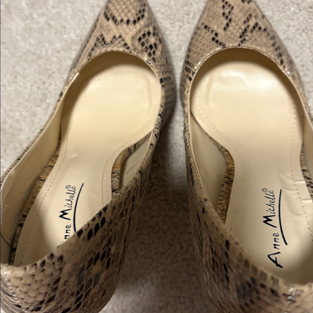 Snake Stilettos - Picture 8 of 9